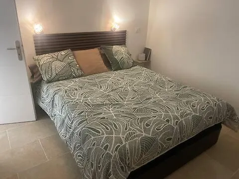 Daire Au Coeur Du Gard *